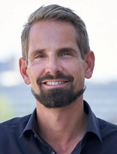Dr. Alexander Totzek 
